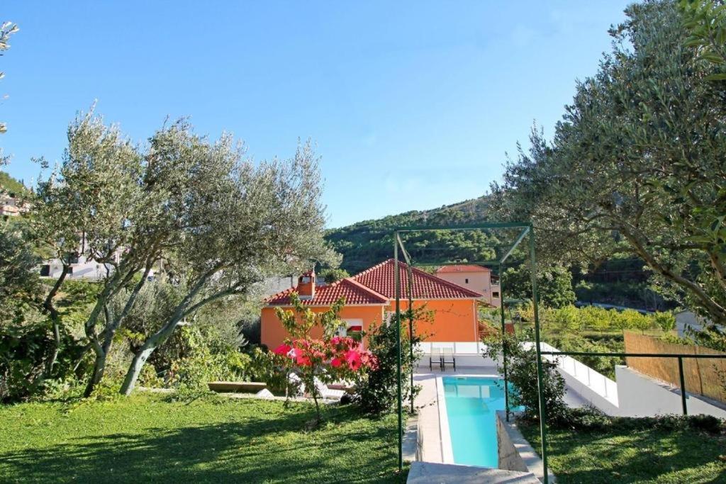 Villa Marietta Equino Donje Sitno Exterior photo