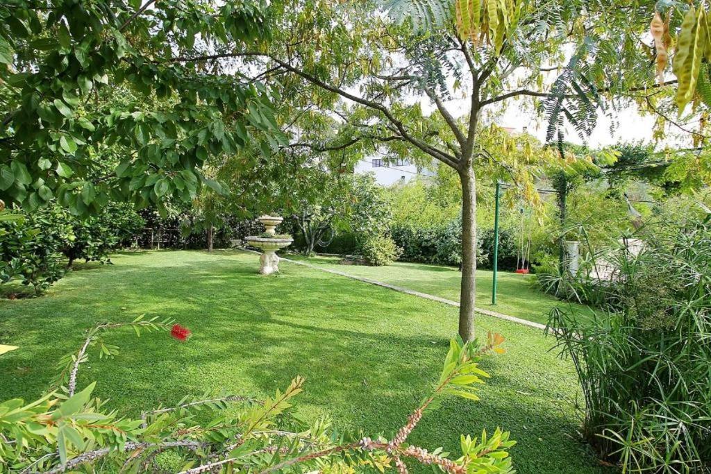 Villa Marietta Equino Donje Sitno Exterior photo